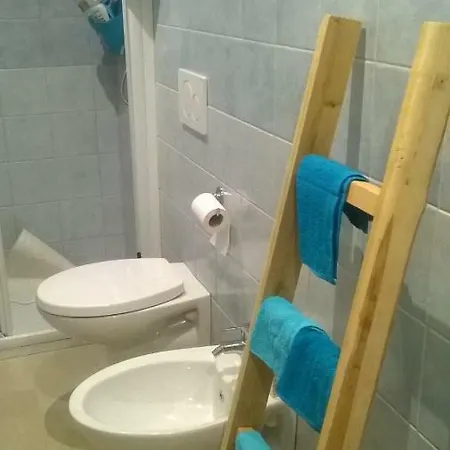 Apartment Apartment *